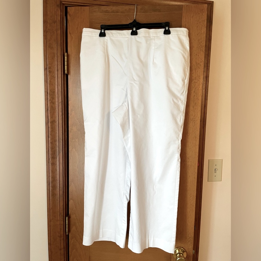 Alfred Dunner white pants